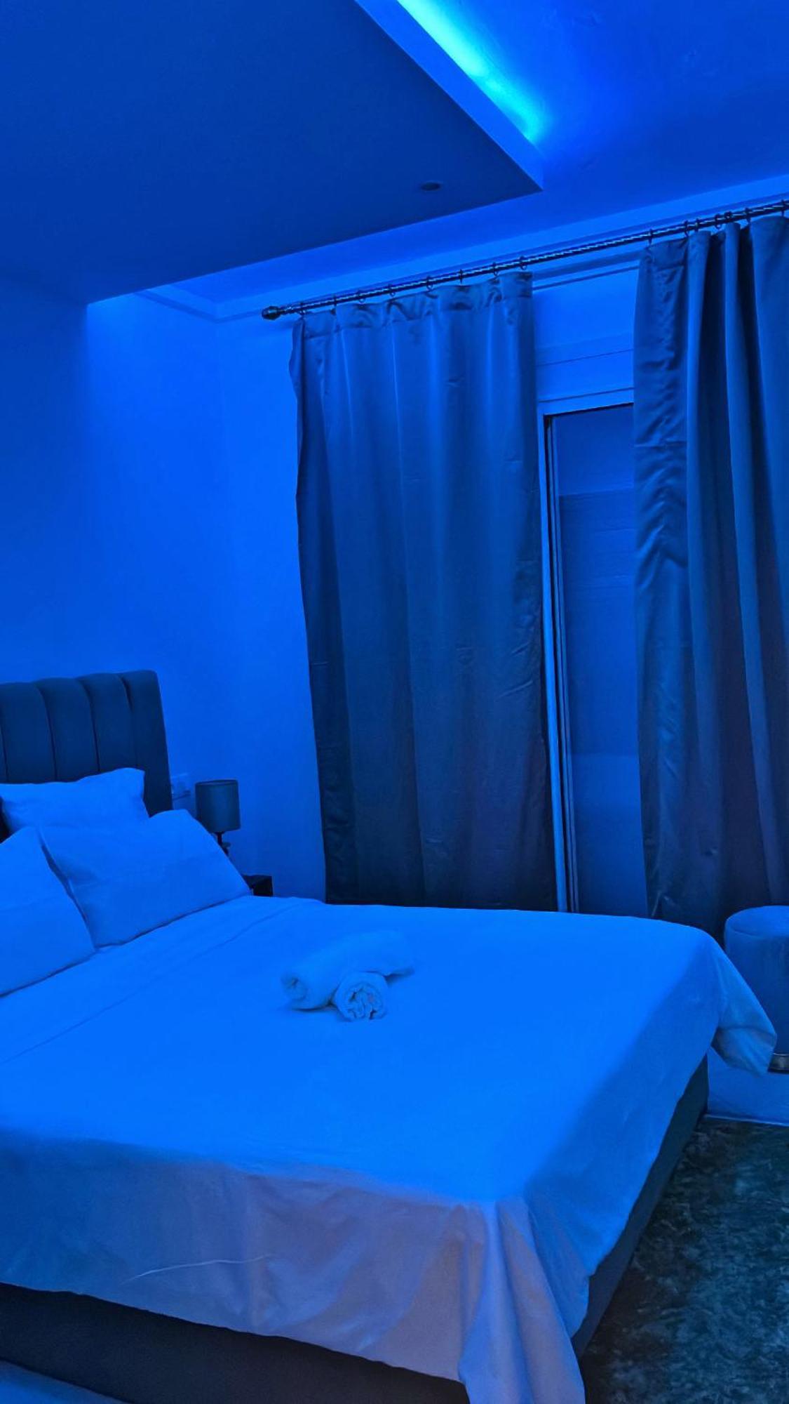 Elegant Appartement Avec Un Acces Piscine Jardin Parking Sous-Sol Et Wifi Haut Debit Fibre Optique Tangier Exterior photo