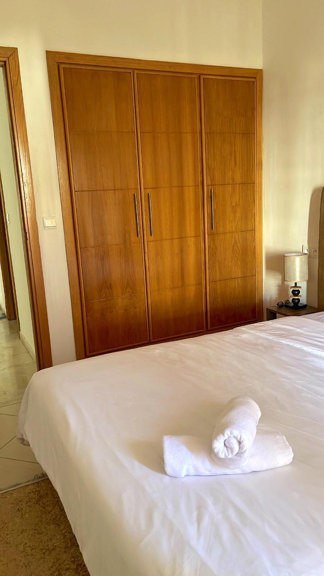 Elegant Appartement Avec Un Acces Piscine Jardin Parking Sous-Sol Et Wifi Haut Debit Fibre Optique Tangier Exterior photo