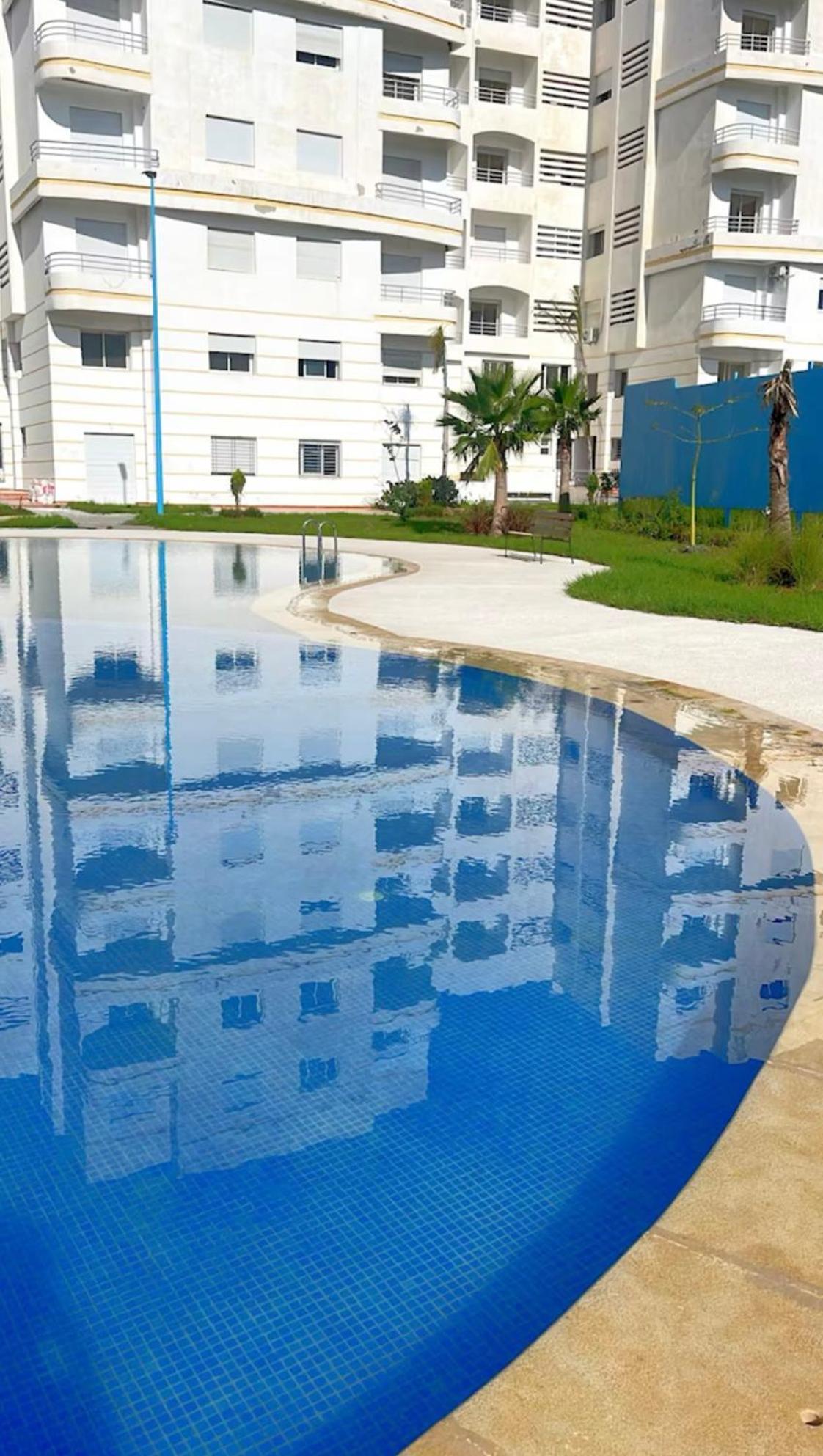 Elegant Appartement Avec Un Acces Piscine Jardin Parking Sous-Sol Et Wifi Haut Debit Fibre Optique Tangier Exterior photo
